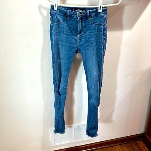 Hollister skinny jeans - very stretchy and soft!